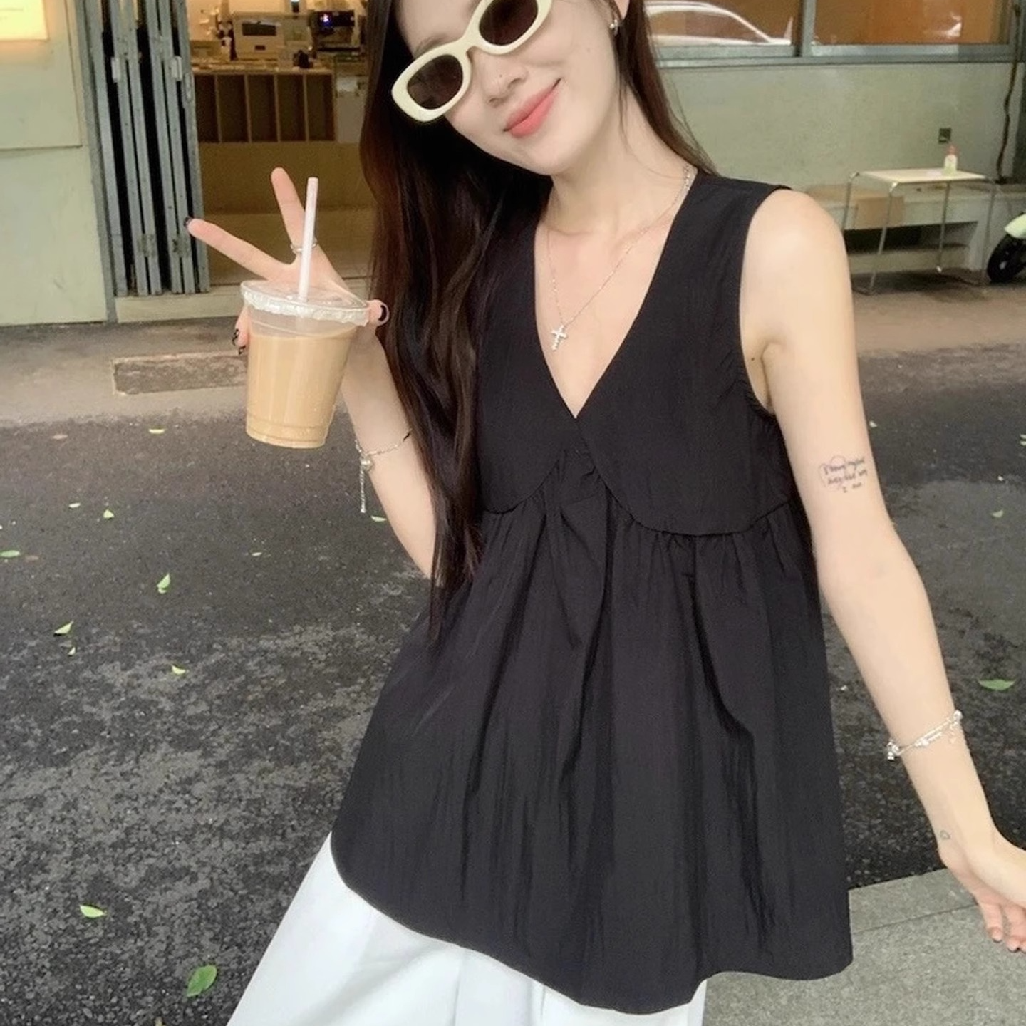 超好看中长款黑色背心女夏季2025新款设计感小个子无袖V领上衣服