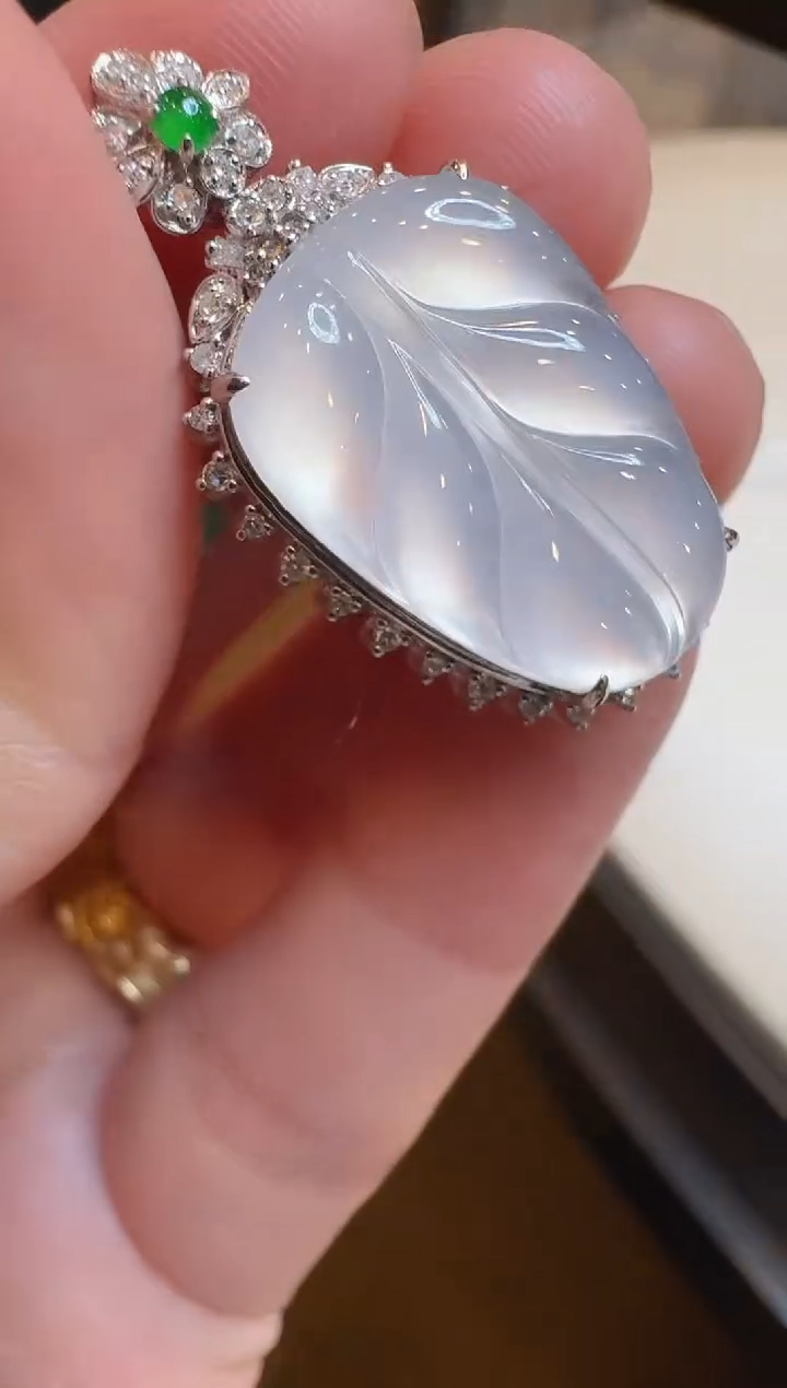 【闪购商品】翡翠吊坠(不含链)18K金镶嵌多样性团购发一件