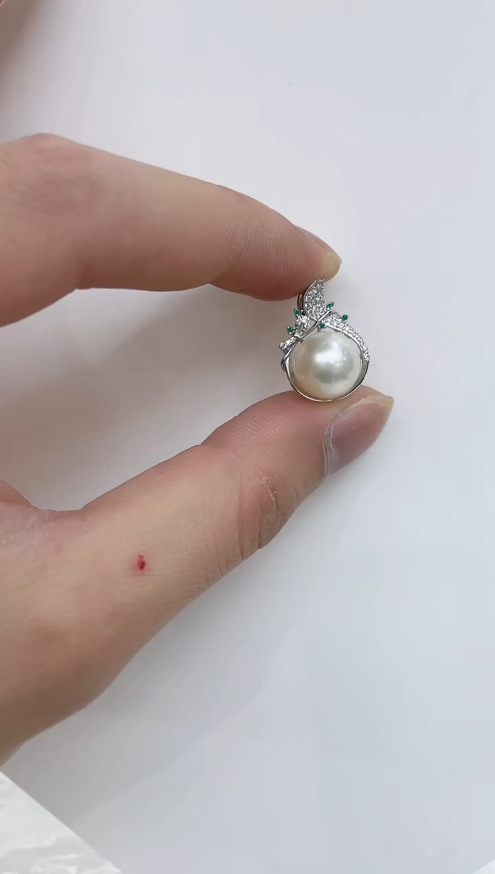 【闪购商品】海水珍珠吊坠(不含链)银S925镶嵌海水珍珠吊坠