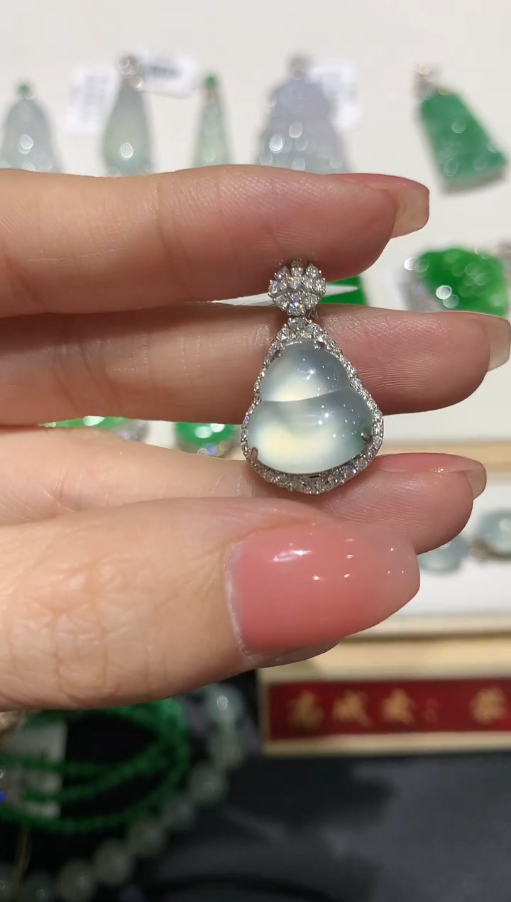 【闪购商品】翡翠吊坠(不含链)18K金镶嵌团购2