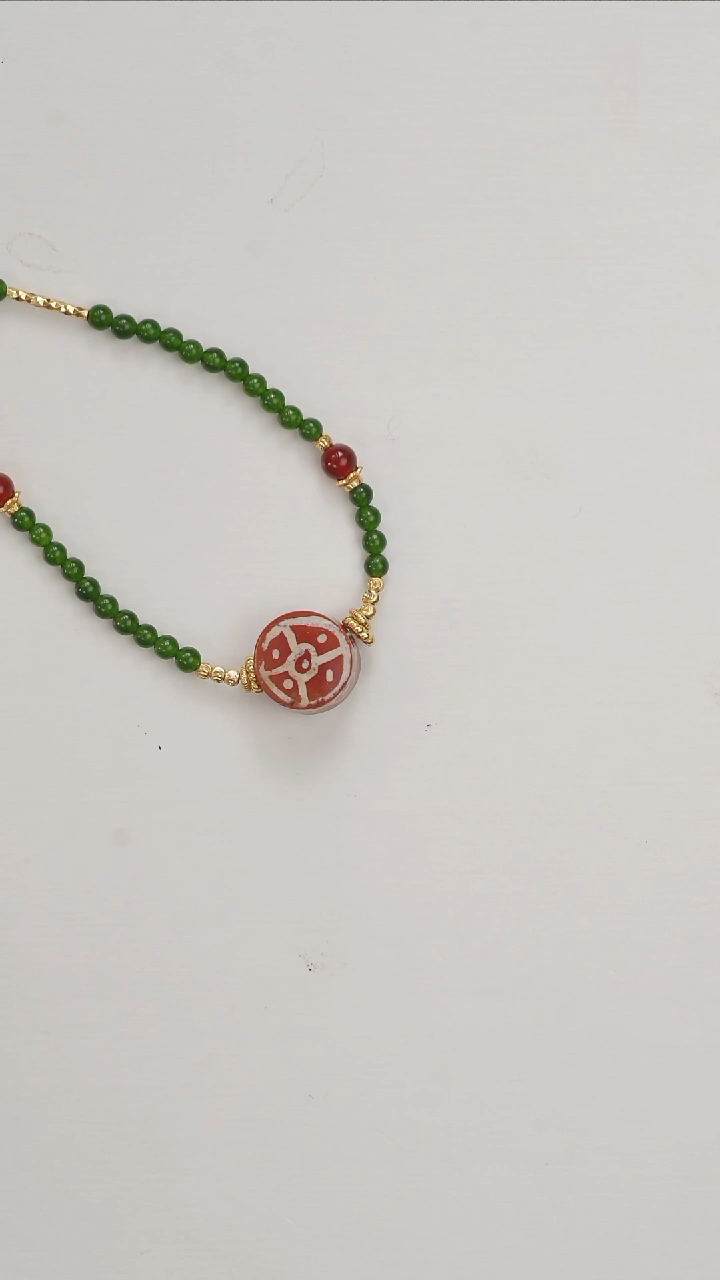 亚克力听*里好看的红色项链104