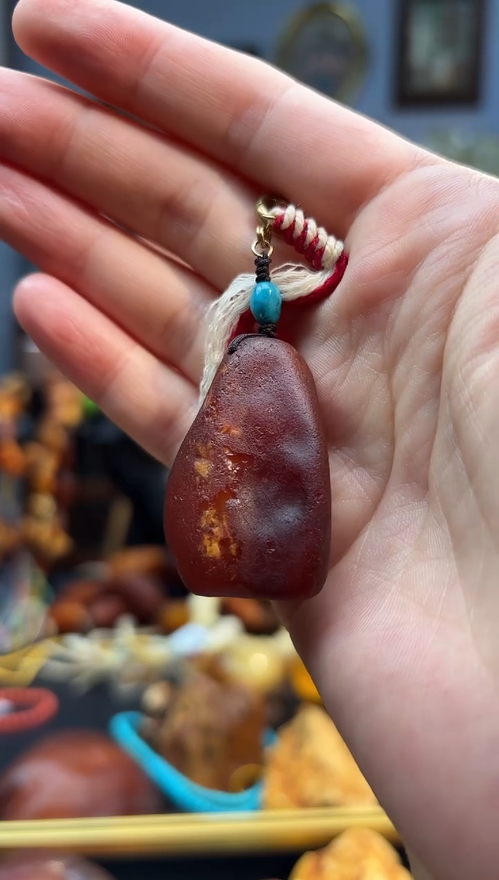 琥珀颈饰未镶嵌包挂