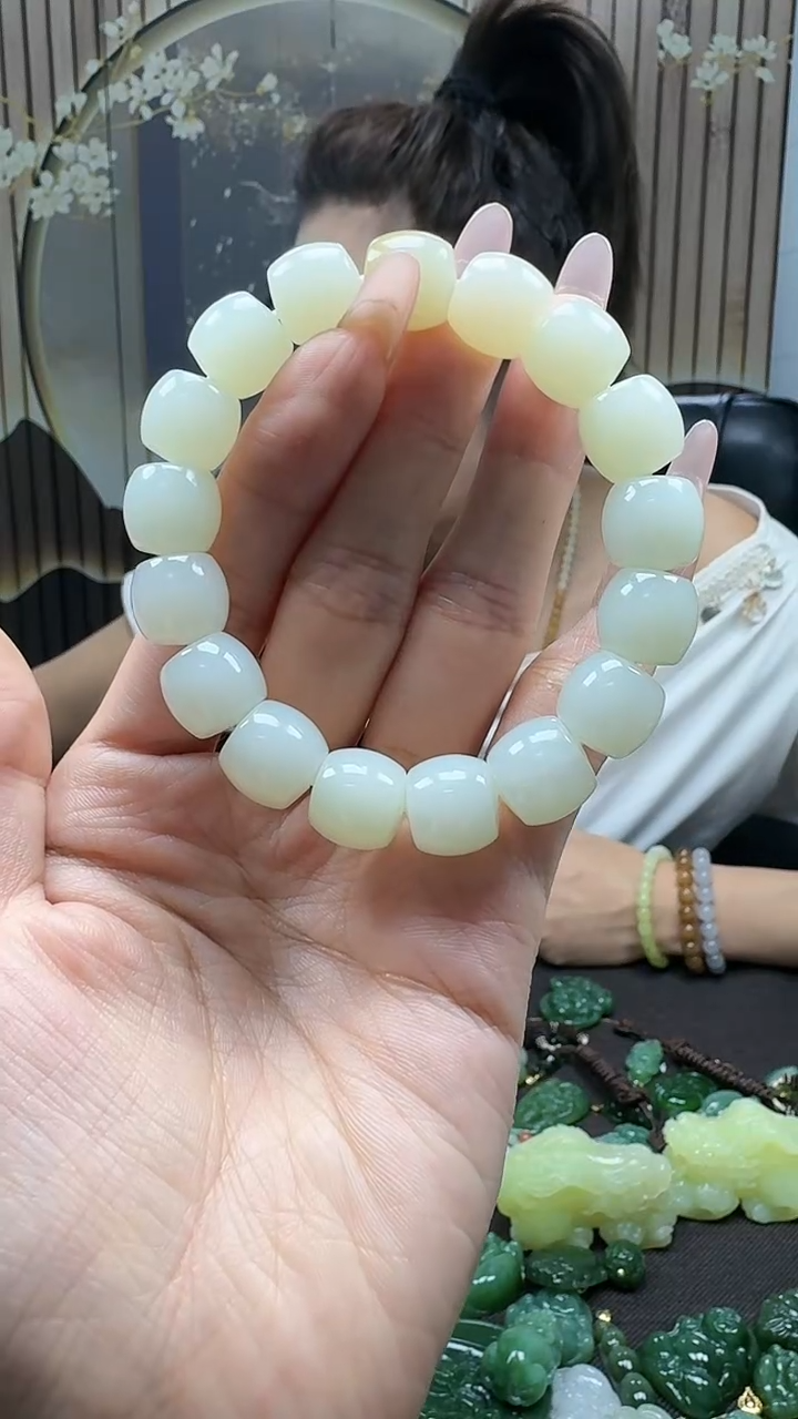 未镶嵌和田玉挂件13
