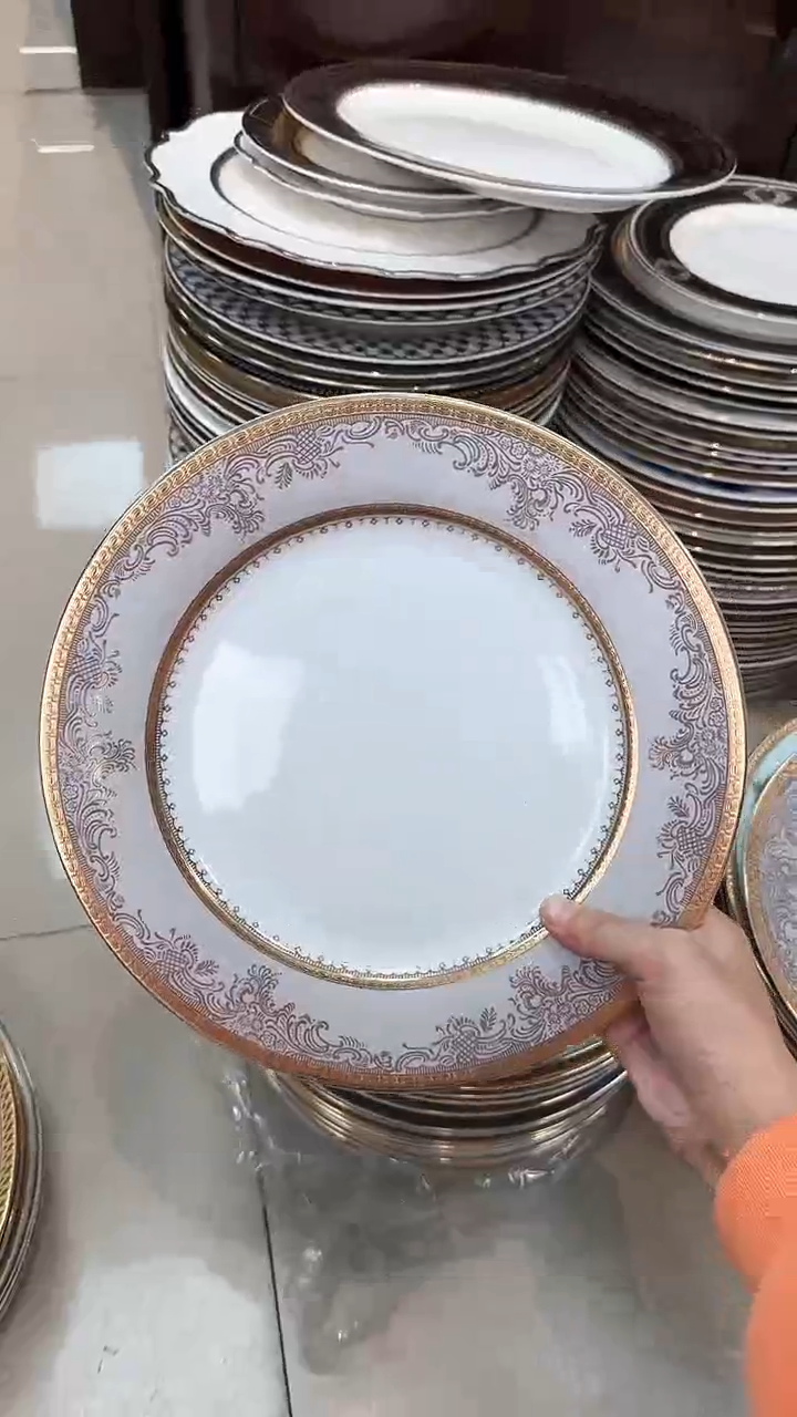 【闪购商品】瓷片10.5寸平盘微瑕  福利价  福利价