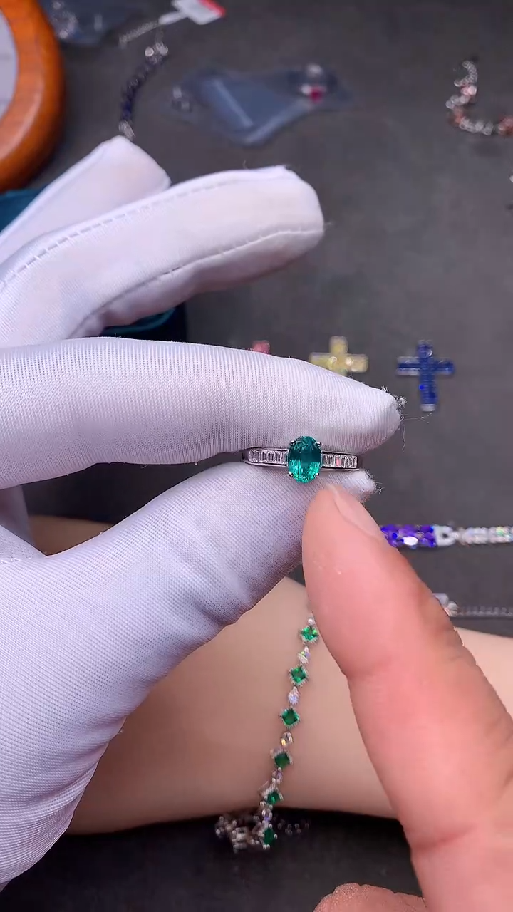 【闪购商品】祖母绿戒指银S925镶嵌........