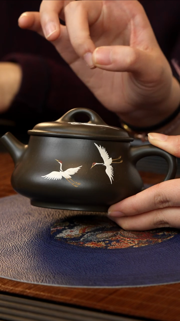 【闪购商品】紫砂茶壶LHQ 墨绿 宽容石瓢 200cc