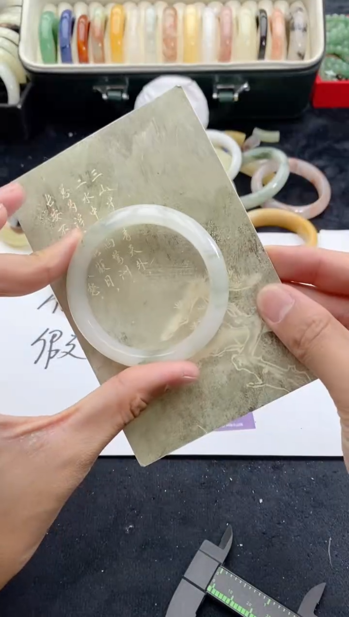 【闪购商品】石英质玉手镯未镶嵌20