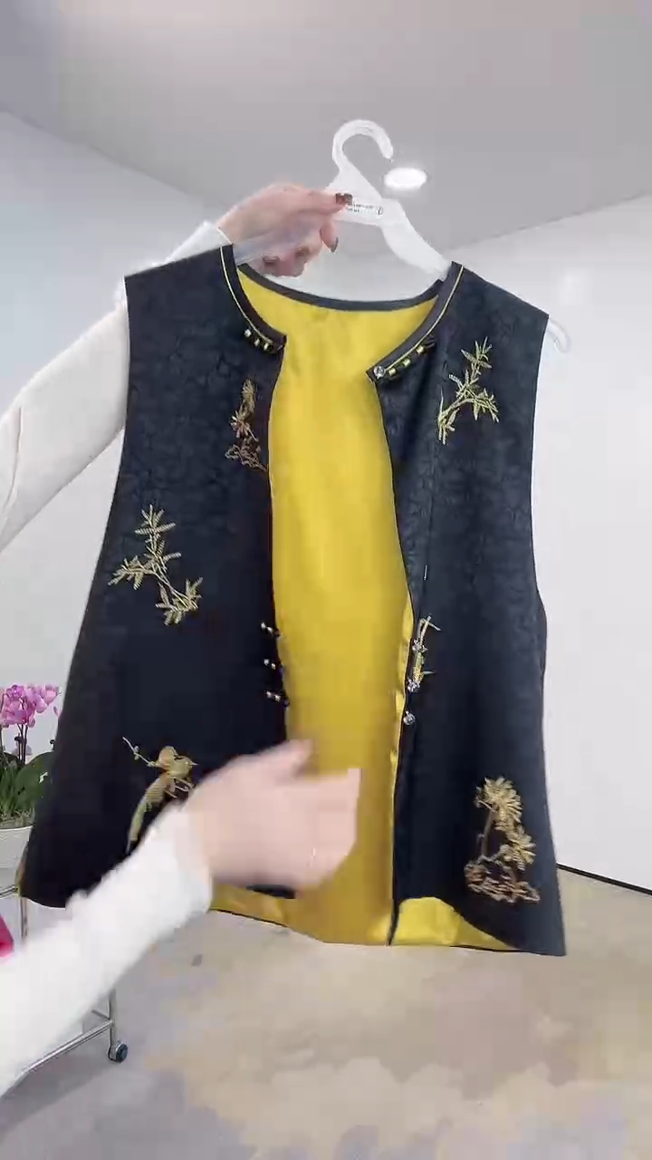 YEVACHAO女士时尚搭配黑的马甲背心2xl