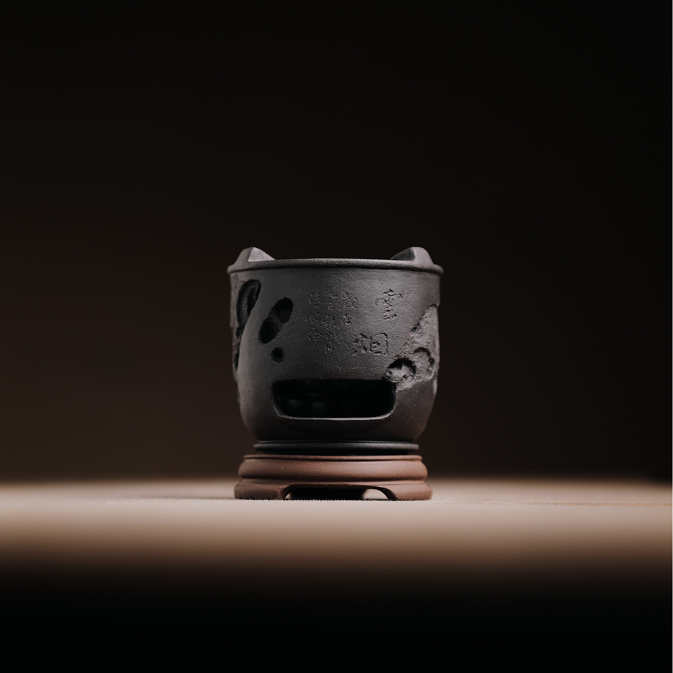 云烟 无量式镂空雕刻太湖石款清海办公定制