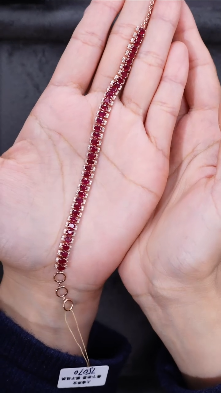 【闪购商品】手链银S925镶嵌红宝石手链