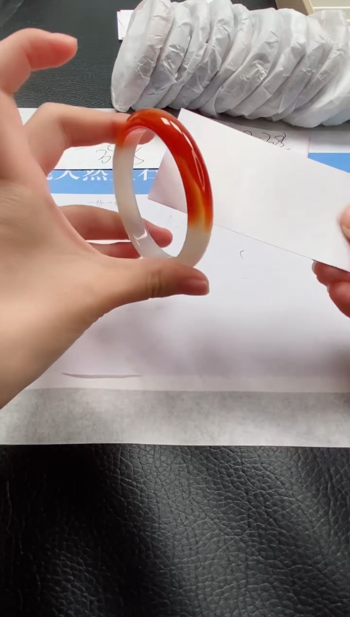 【闪购商品】石英质玉手镯未镶嵌M131-56+