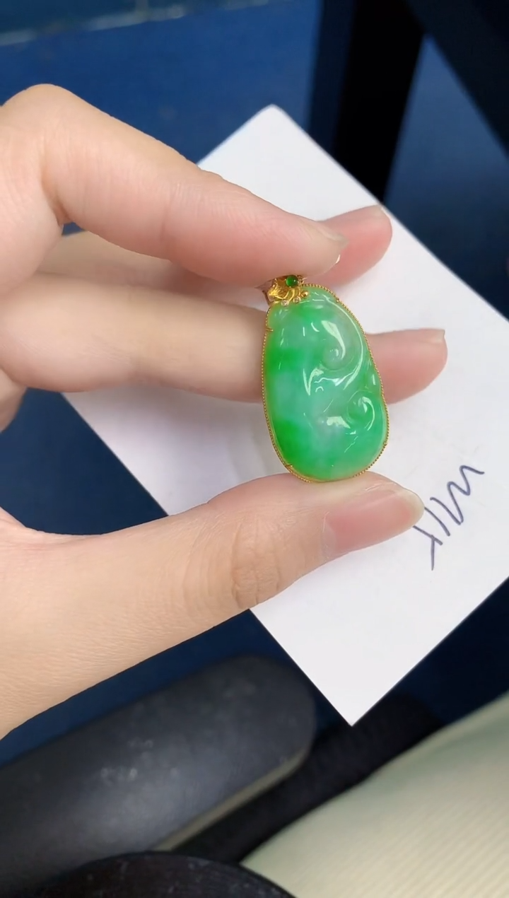 【闪购商品】翡翠颈饰18K金镶嵌000000000