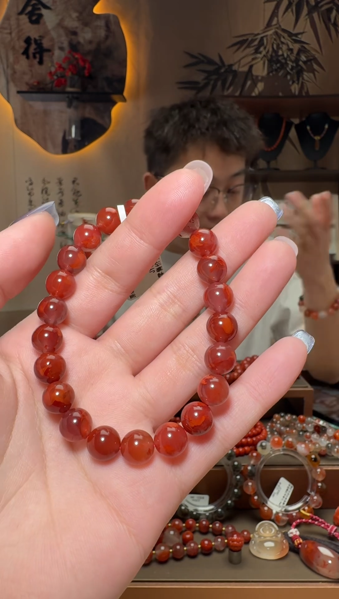 未镶嵌原矿无优化无注胶手串南红玛瑙一条8.5mm+ 多样性发货