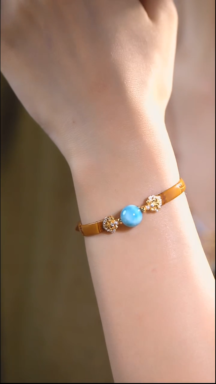 泥塑HAIWENSHI 表带