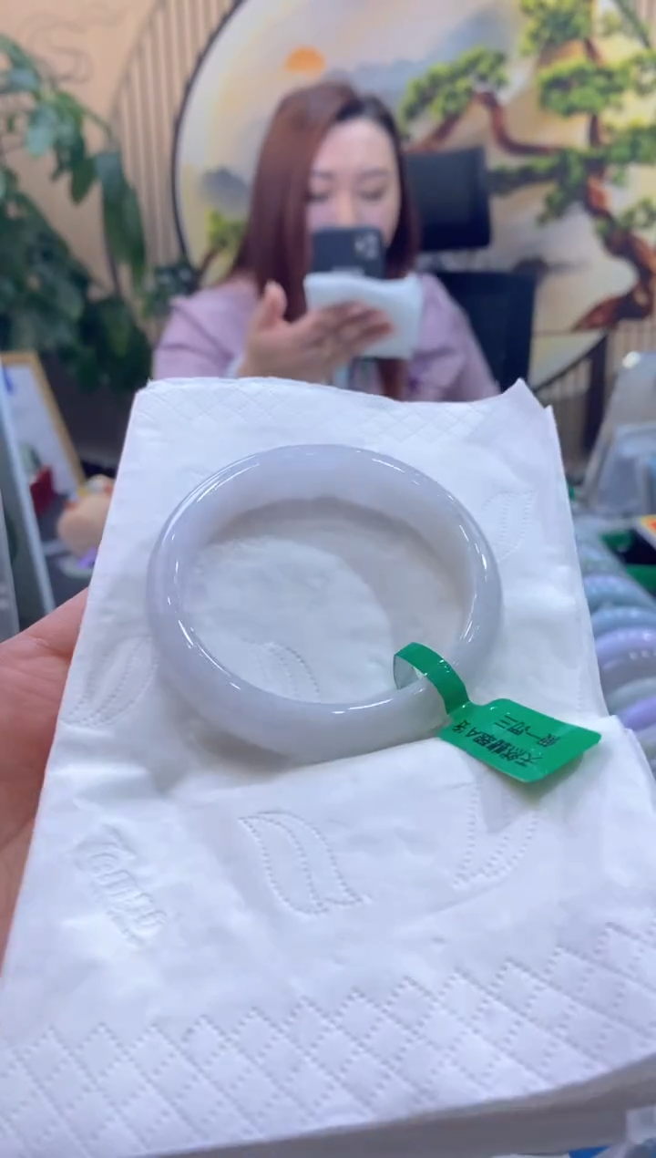 【闪购商品】翡翠未镶嵌手镯00008939