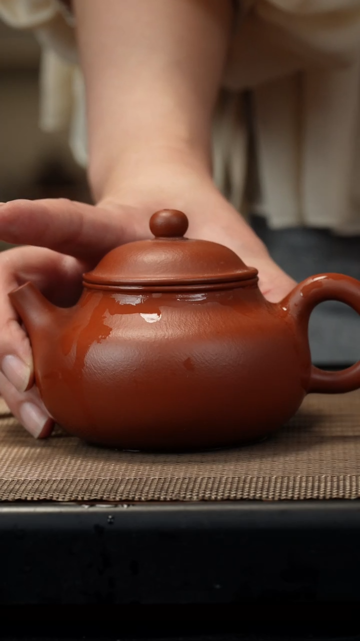 茶壶紫砂朱泥大容天260c