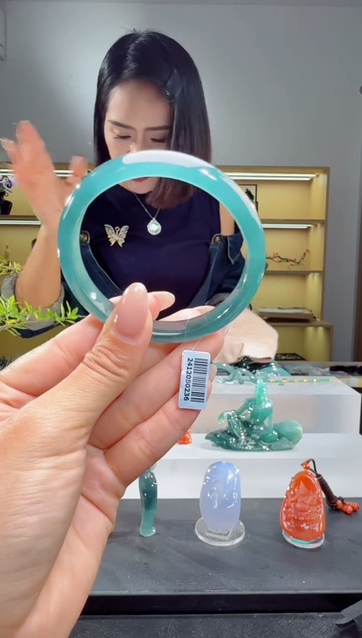 未镶嵌手镯翡翠56圈