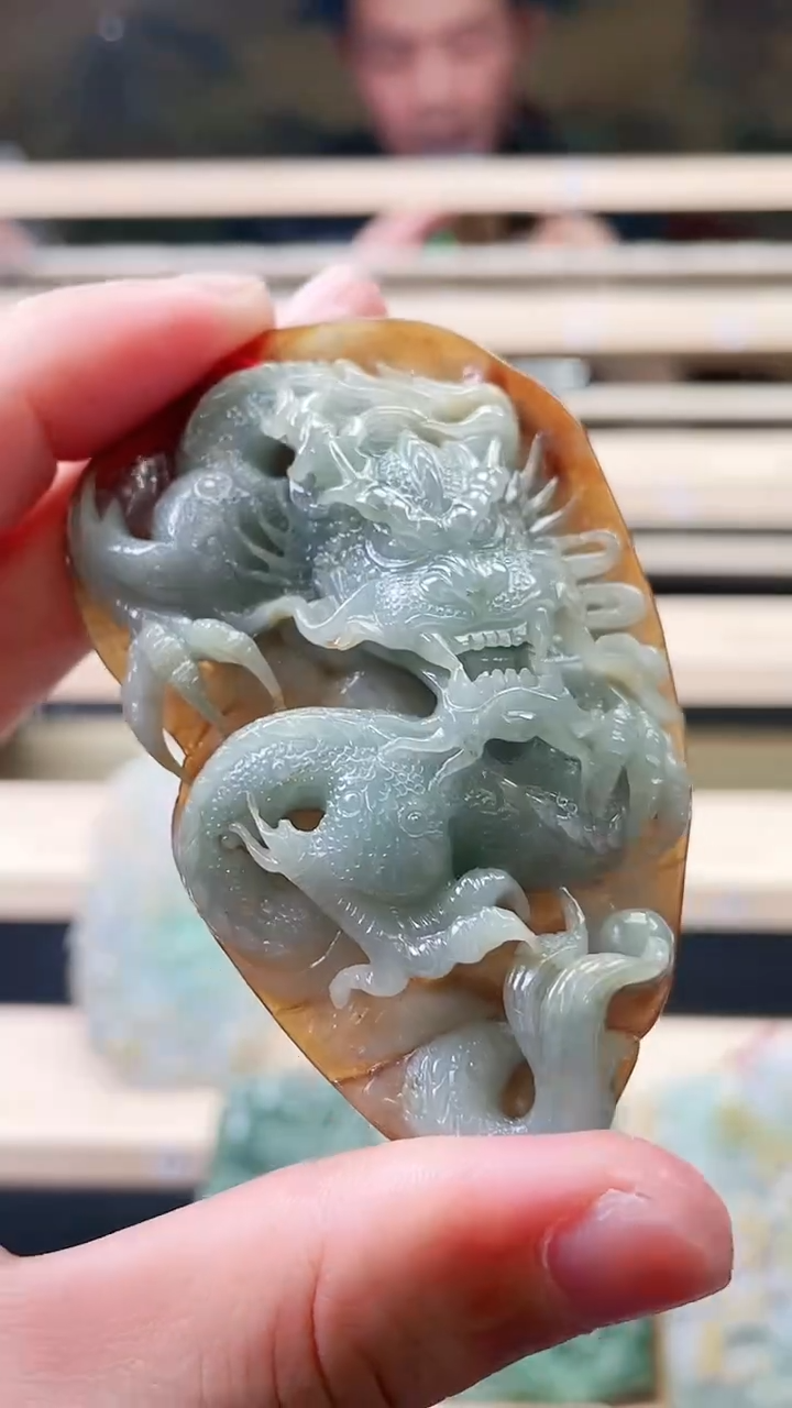 未镶嵌定制翡翠心**为翡翠A货2025，11，25