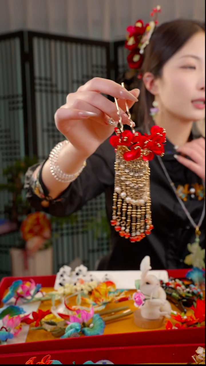 刺绣非遗苏绒花手工饰品