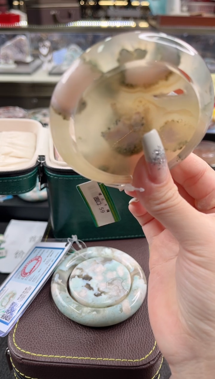 未镶嵌手镯石英质玉尘*丷圈口（赠品镯心）