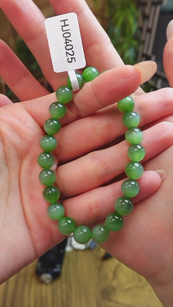 【闪购商品】和田玉手串未镶嵌俄料碧玉无黑无杂猫眼