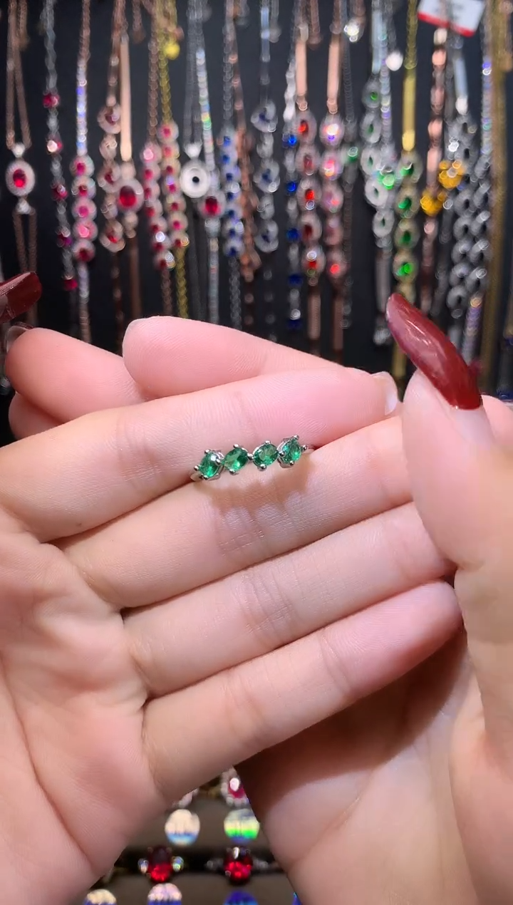 【闪购商品】透辉石戒指银S925镶嵌银色