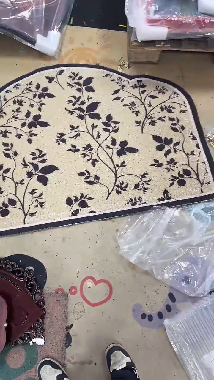 仓库清仓画       默认瑕疵