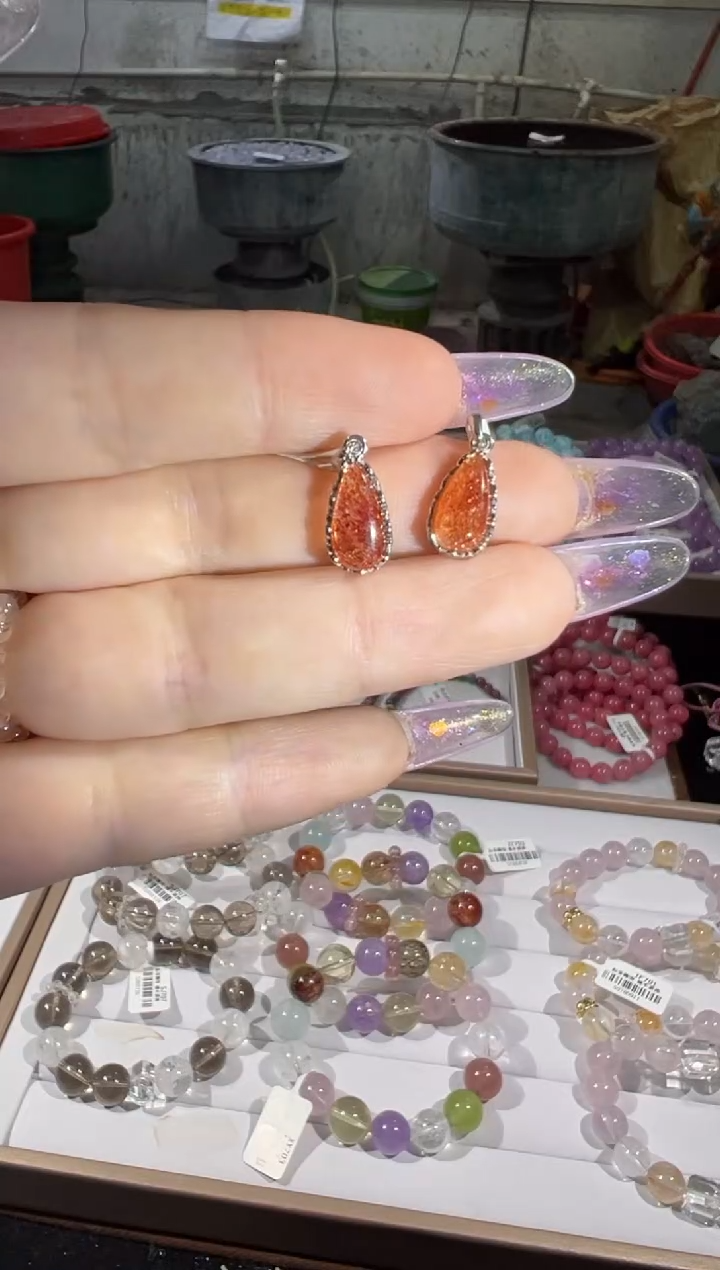 吊坠(不含链)银S925镶嵌长石金太阳吊坠多样性发其一-jt901