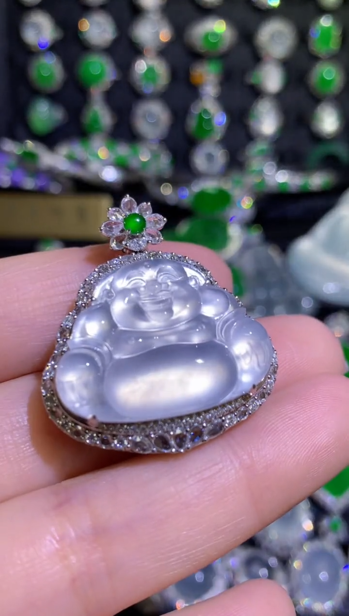 【闪购商品】翡翠颈饰18K金镶嵌玻璃种弥勒佛