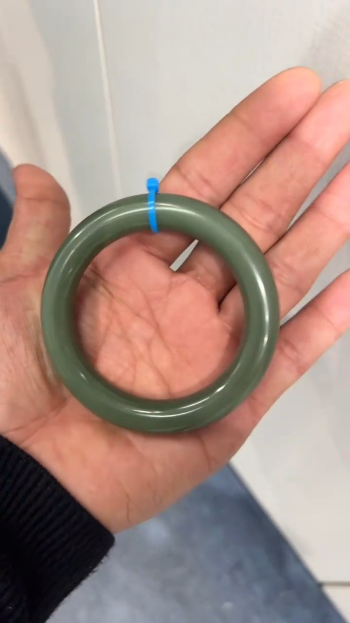 【闪购商品】和田玉手镯未镶嵌和田玉手镯多样性发货拍一发一