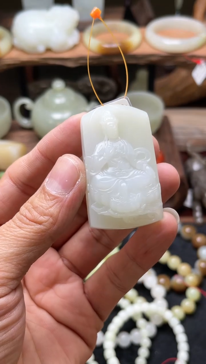 【闪购商品】和田玉吊坠未镶嵌且末天泰白玉 观音A+ 9006626