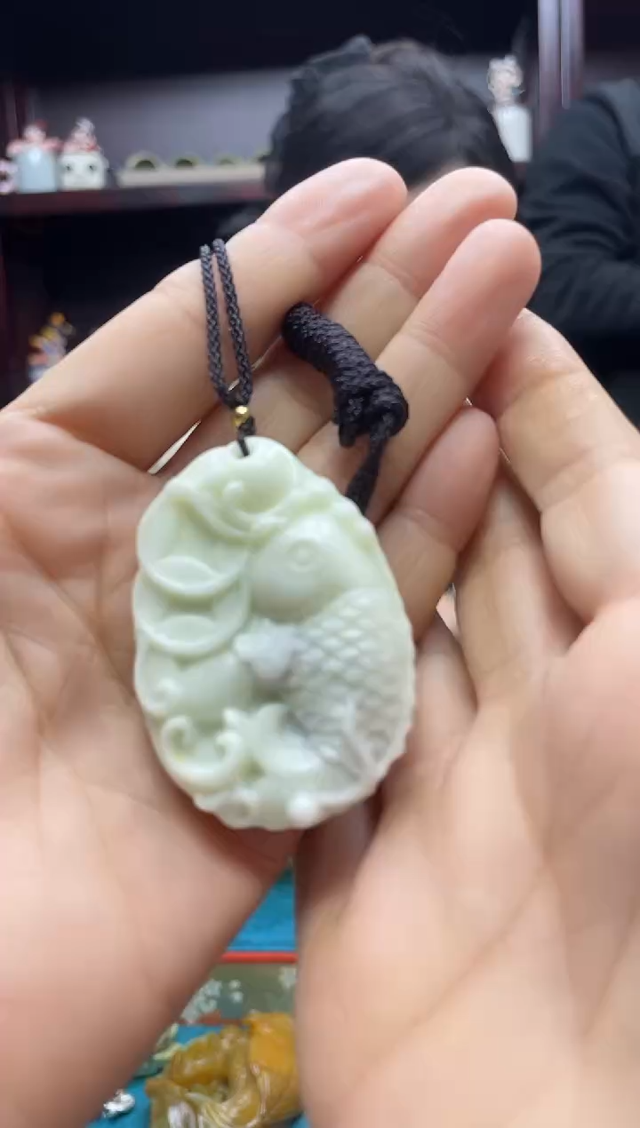 未镶嵌岫玉吊坠·