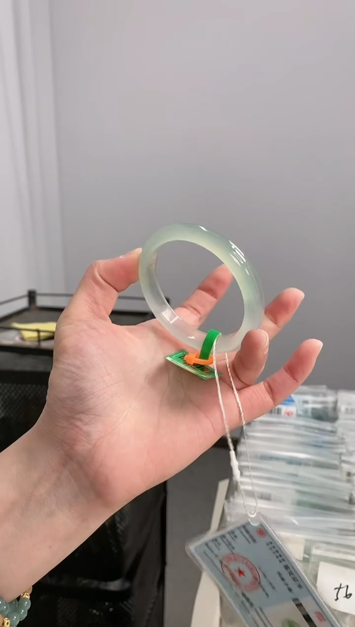 【闪购商品】玛瑙/玉髓手镯合金54-55圈