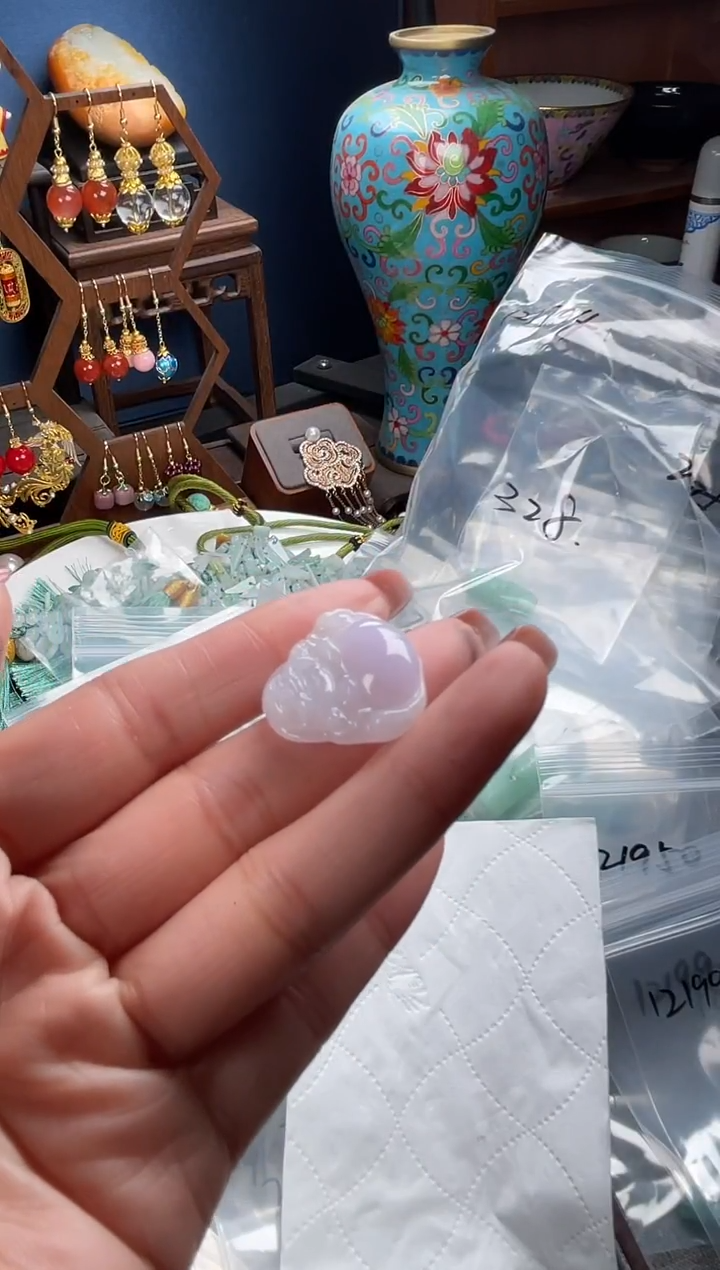 未镶嵌挂件翡翠Q***n，121990