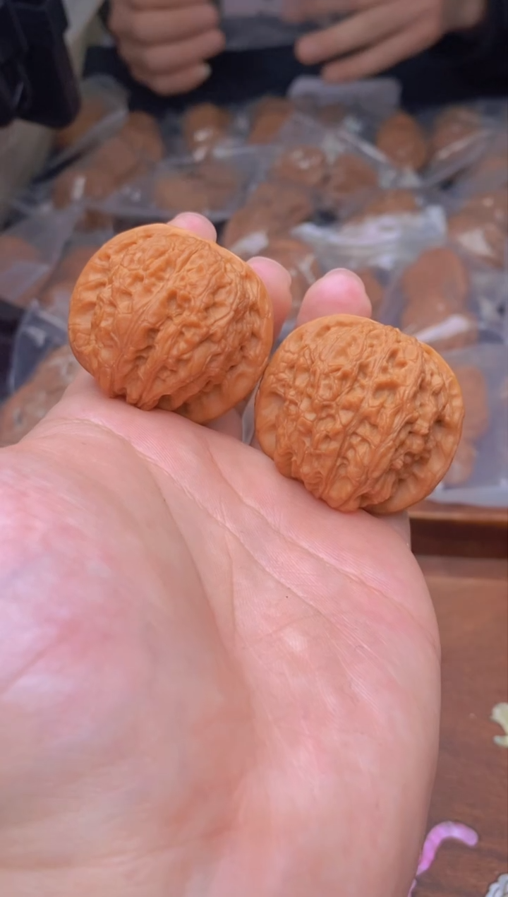 【闪购商品】文玩核桃把件G238号39尺血麒麟