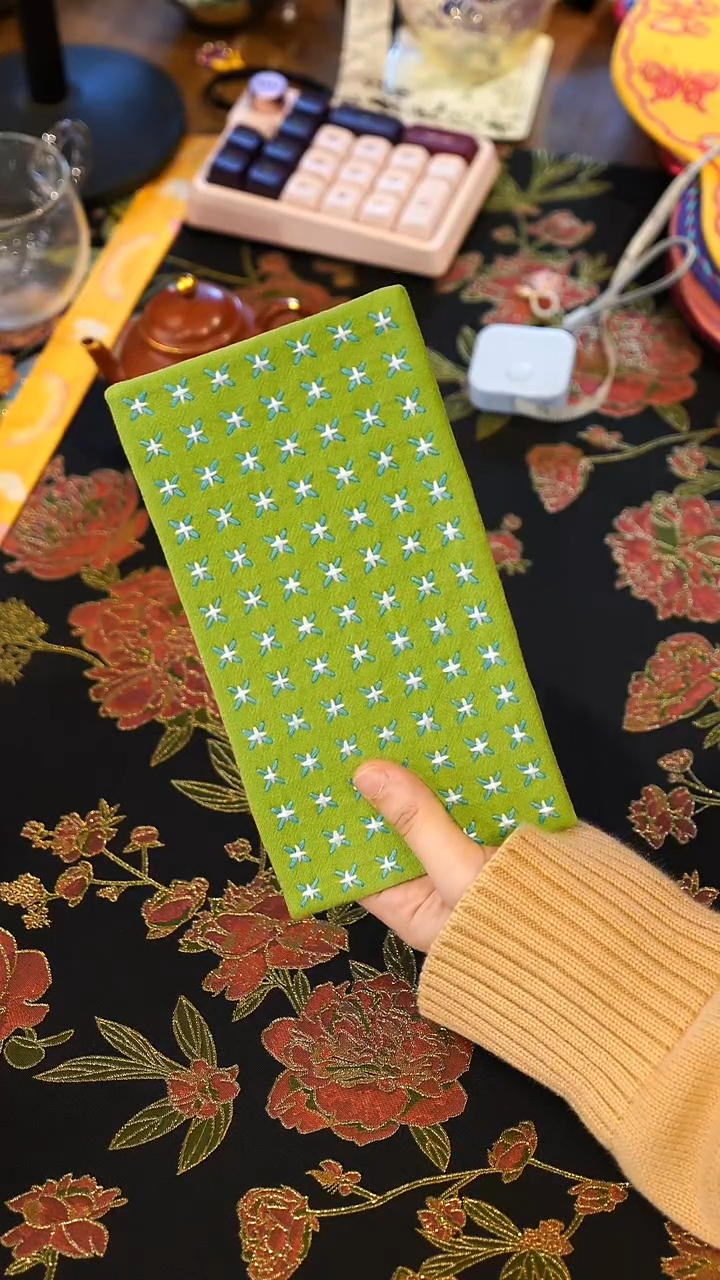 【闪购商品】瓷片刺子绣茶席茶垫十字蓝色