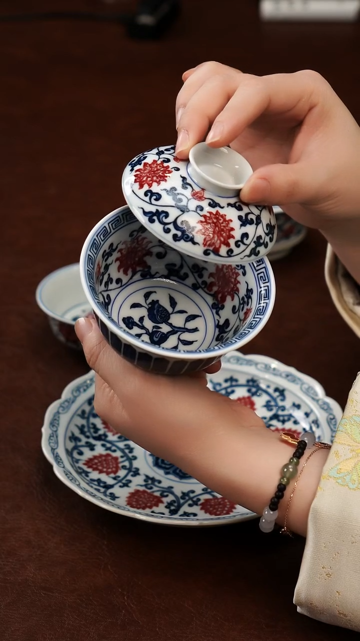 摆件陶景德镇瓷器，青花瓷手绘茶具~