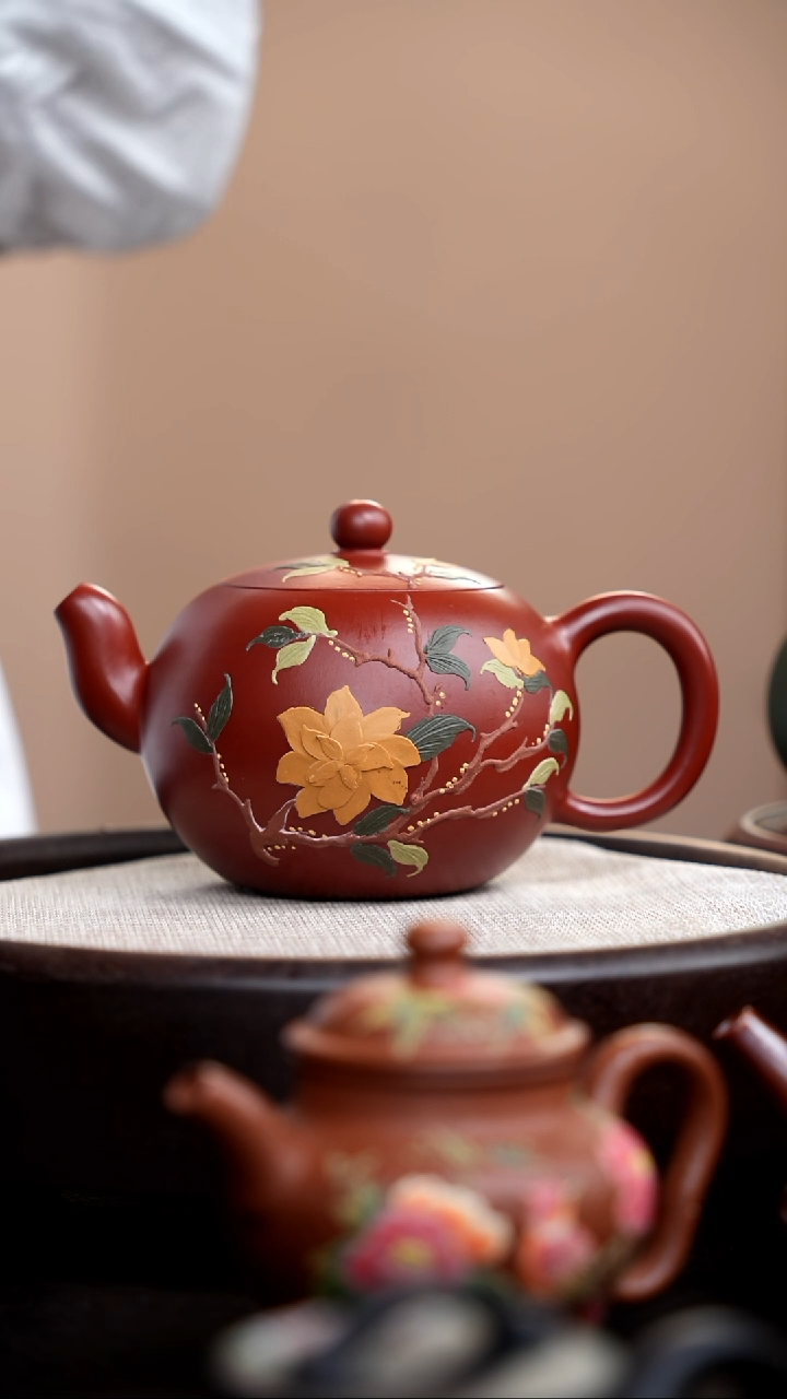 茶壶紫砂朱泥一粒珠泥绘玉兰