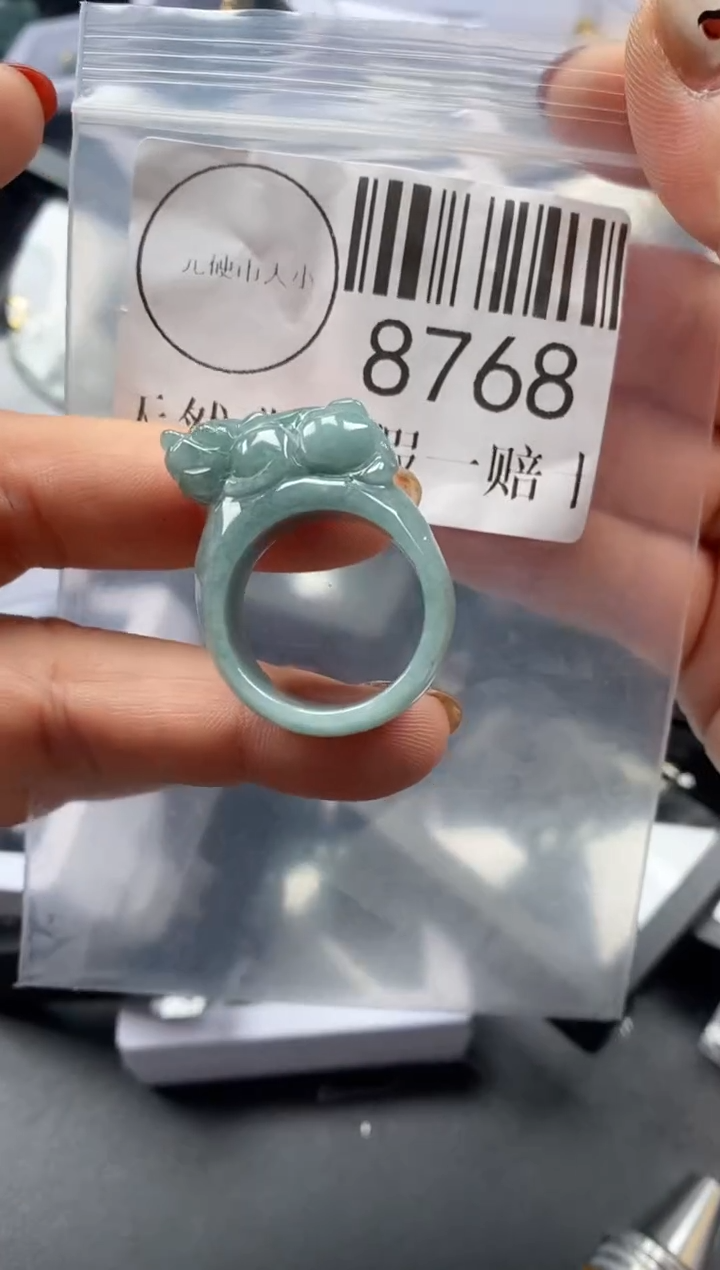 吊坠(不含链)未镶嵌翡翠8768