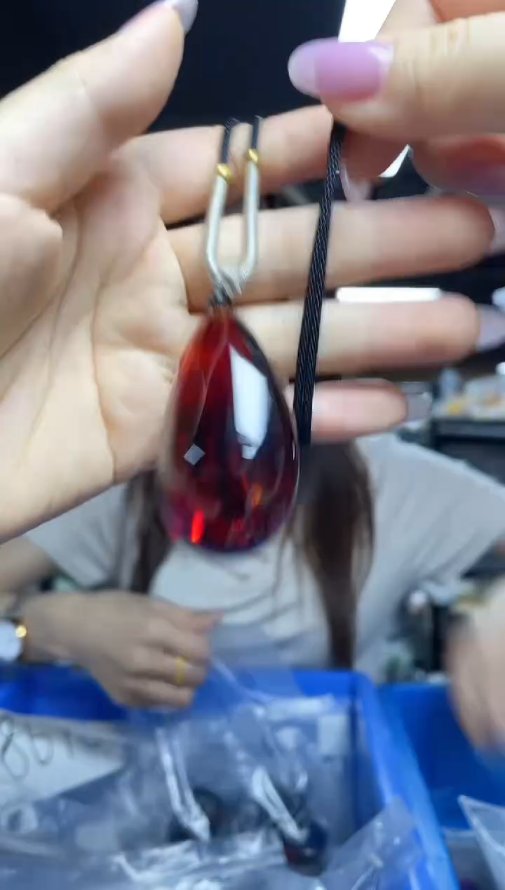 未镶嵌血珀裸石（多样性发一件）