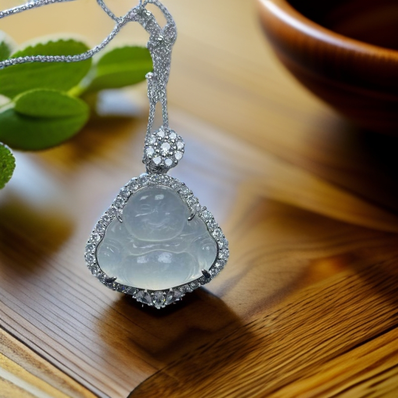 z182白镶嵌小佛公时尚精美吊坠