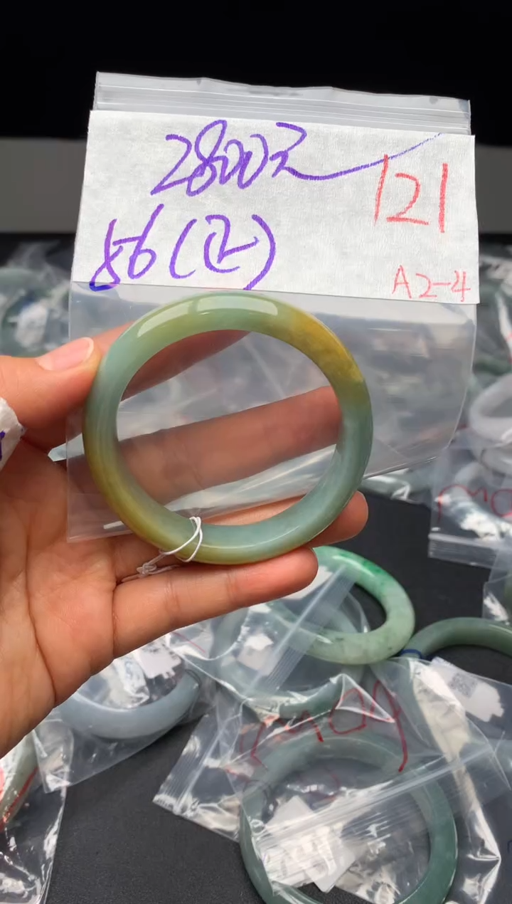 【闪购商品】定制翡翠未镶嵌毛货需精细抛光+多样性发货拍一发一