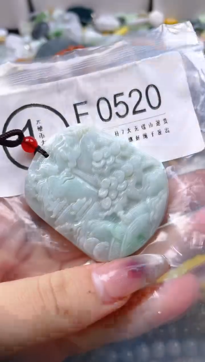 【闪购商品】翡翠颈饰未镶嵌/F/翡翠A货一图一物
