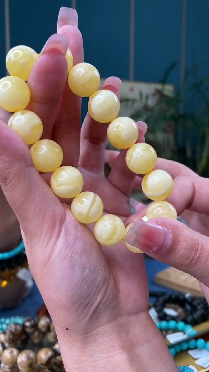 【闪购商品】琥珀裸石未镶嵌2/25-GM-#117