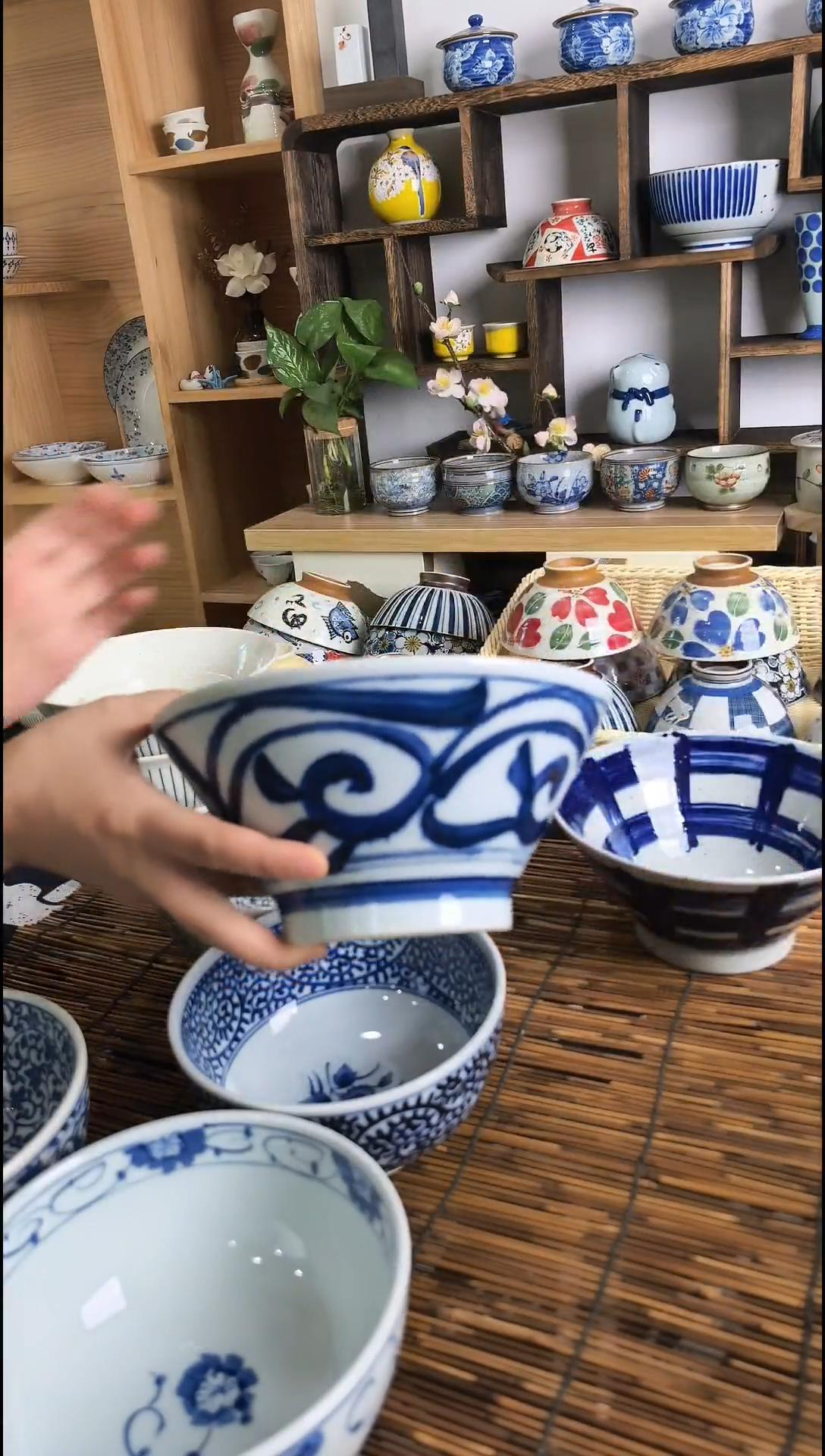 陶瓷19cm锥形面碗 蓝草纹