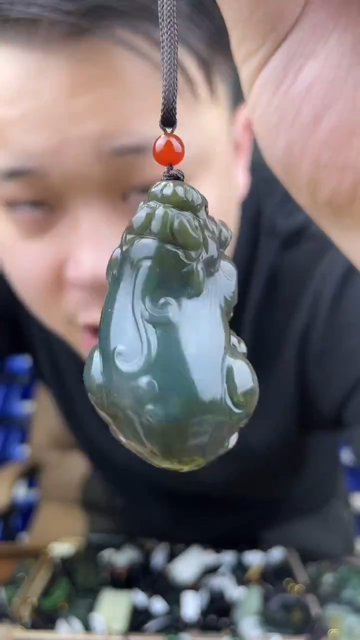 颈饰未镶嵌和田玉1拍一发一，多样性发货！