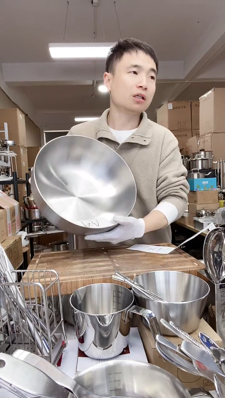 A29 微瑕30cm和面盆