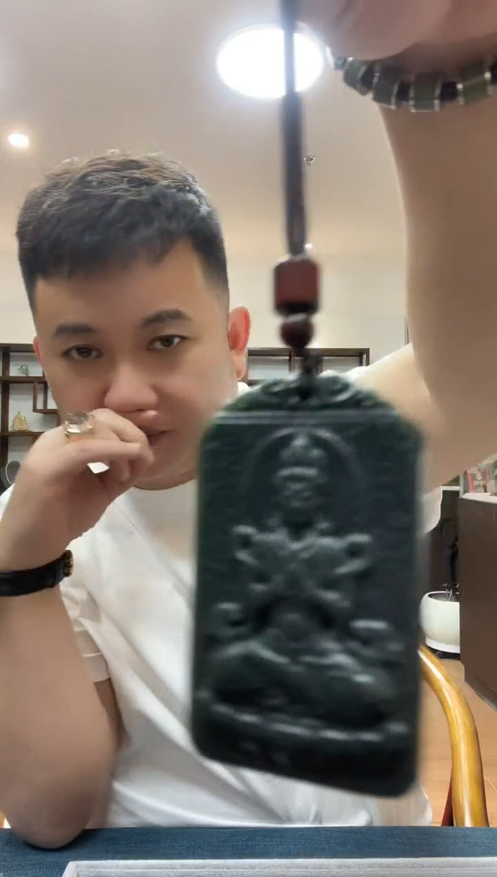 颈饰未镶嵌和田玉观音