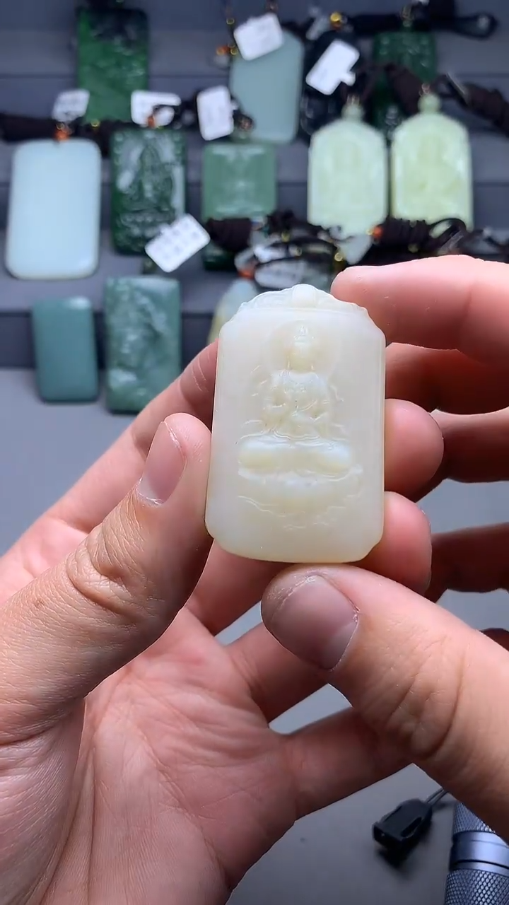 【闪购商品】和田玉吊坠(不含链)未镶嵌挂件拍一发一