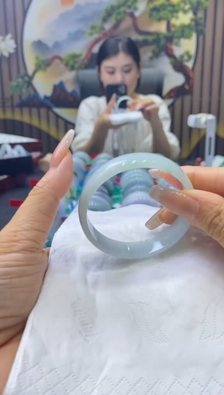 翡翠手镯未镶嵌00004976